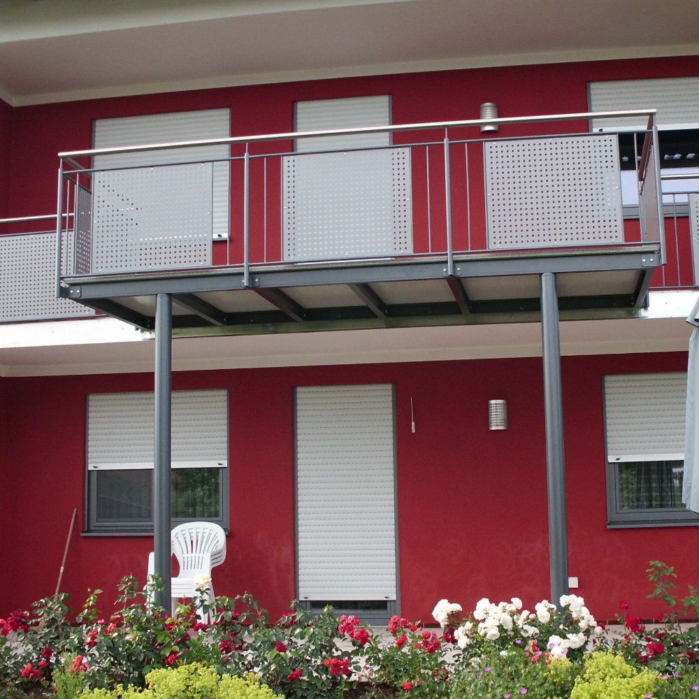 Schlosserei Brückner - Anstellbalkone Schlosserei Brückner - Anstellbalkone